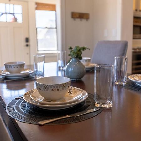 Luxury Home W/ Private Patio Mins Away From Dt Rc Rapid City Luaran gambar